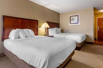 Standard Room, 2 Queen Beds, Non Smoking, Balcony