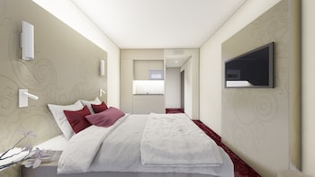 Studio Junior, Mini Bar