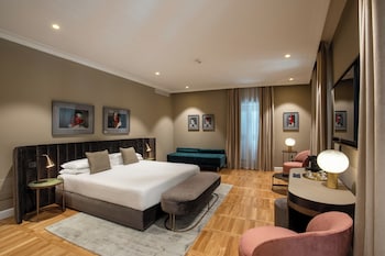 Junior Suite - Via Mario de Fiori 59A