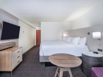 Premium Room, 1 King Bed (Top Floor)