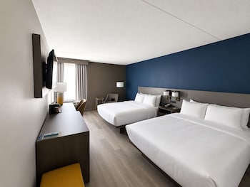 Standard Room, 2 Queen Beds, Non Smoking