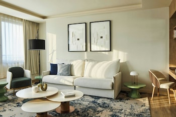 Suite, 1 Bedroom, City View