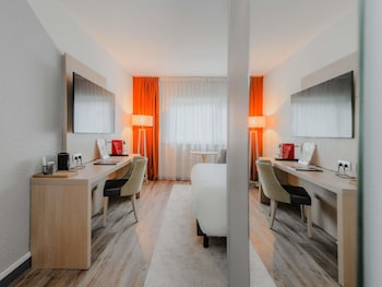 Privilege, Room, 1 Double Bed, Garden View