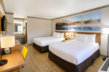 Room, 2 Queen Beds, Non Smoking