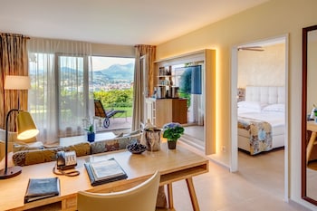 Suite, Garden View
