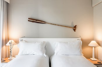 Classic Room, 2 Twin Beds, Balcony