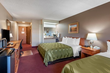 Room, 2 Queen Beds, Accessible, Non Smoking (Roll-In Shower)