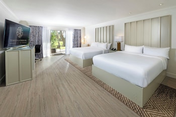 Deluxe Room, 2 Queen Beds
