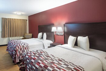Deluxe Room, 2 Double Beds (Smoke Free)