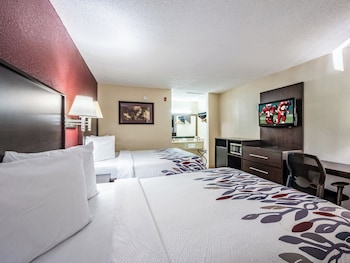 Deluxe Room, 2 Double Beds, Smoking
