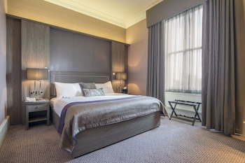 Premium Room, 1 King Bed (Separate Shower)