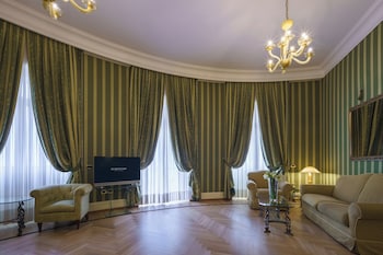 Suite, Sea View (3 Pax)