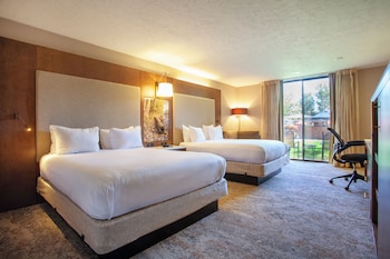 Standard Room, 2 Queen Beds, Non Smoking, Refrigerator & Microwave (View)