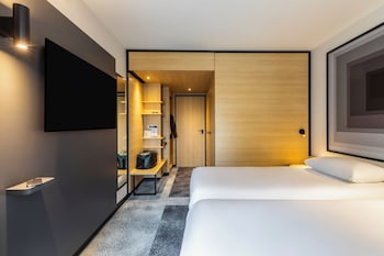 Standard Room, 2 Double Beds