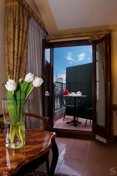 Grand Double Room, Canal View