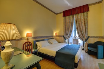 Standard Room, 1 Queen Bed