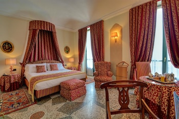 Junior Suite, 1 Queen Bed