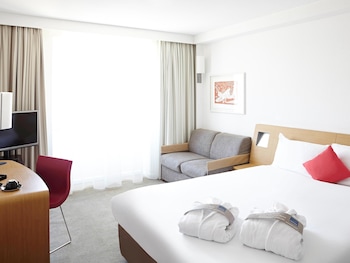 Executive Room, 1 Double Bed with Sofa bed