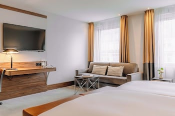Family Double Room, 1 King Bed