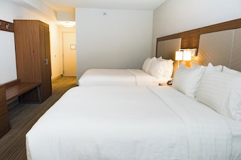 Standard Room, 2 Double Beds