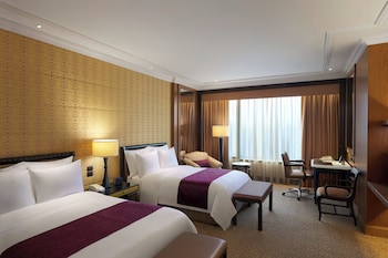 Family Suite, 1 King and 2 Double