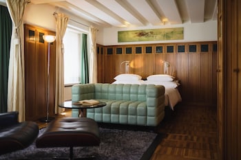 Design Queen Room