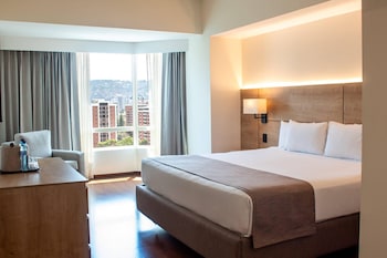Deluxe Suite, 1 King Bed, Non Smoking