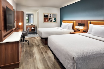 Room, 2 Queen Beds, Non Smoking