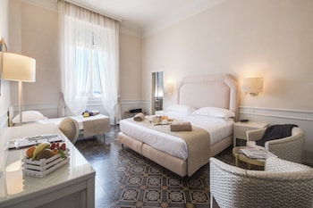 Triple Room, 1 Bedroom, Partial Sea View