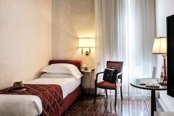 Classic Single Room