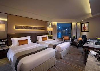 Classic Room, 2 Twin Beds, Club Lounge Access (Skyline Harbour View)