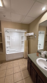 One-Bedroom Willowbrook Suite with Two Queen Beds - Non-Smoking