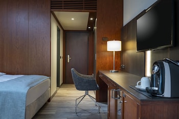 Superior Queen Room