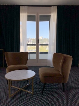 Family Room, Multiple Beds, Non Smoking, Balcony