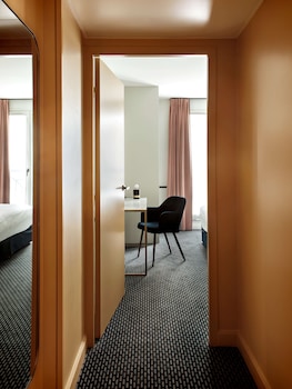 Exclusive Room, 1 King Bed, Non Smoking
