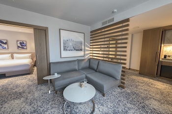Suite, 1 Bedroom, Club Lounge Access