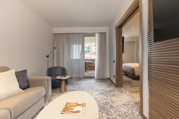Suite, 1 Bedroom, Balcony (Balcony)
