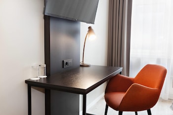 Single Room (Compact)