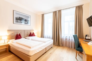 Classic Double Room, 1 King Bed