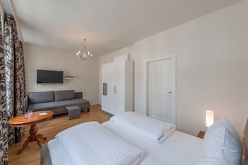 Standard Double Room, 1 King Bed, Non Smoking (Residence)