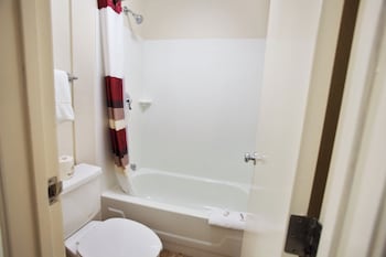Standard Room, 1 King Bed (Smoke Free)