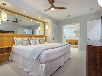 Condo, 2 Bedrooms, Oceanfront (F306)