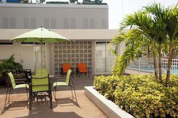 Suite, 1 Bedroom, Poolside