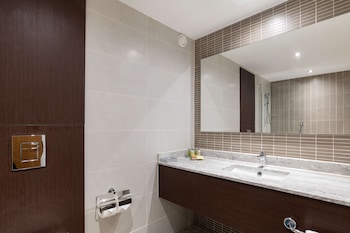 Deluxe Room, 1 King Bed