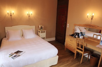 Standard Room, 1 Queen Bed, Non Smoking