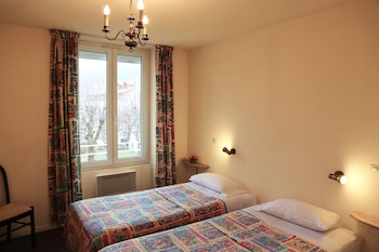 Standard Apartment, Multiple Beds, Non Smoking