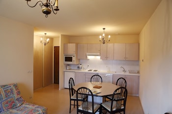 Standard Apartment, Multiple Beds, Non Smoking