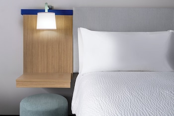 Premium Room, 1 King Bed