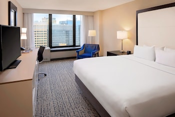 Room, 1 King Bed, City View