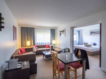 Suite, 1 King Bed